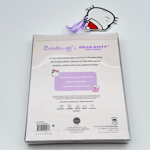 The Crème Shop x Hello Kitty – Holiday Flawless Finish Brush Collection - Picture 3 of 6